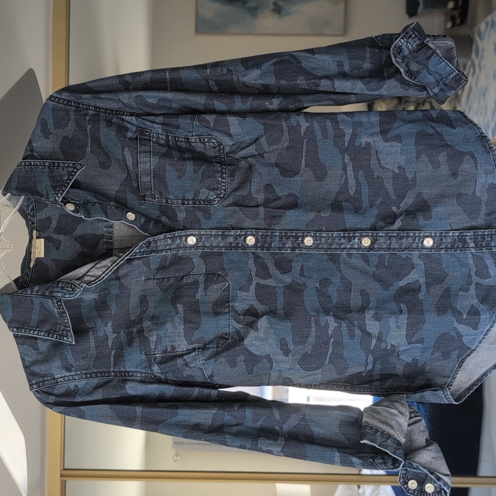 Lucky Brand Blue Camo Button-Down Shirt Women's Small